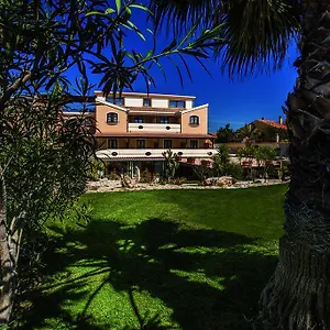 4* Hotel Raffael Phg
