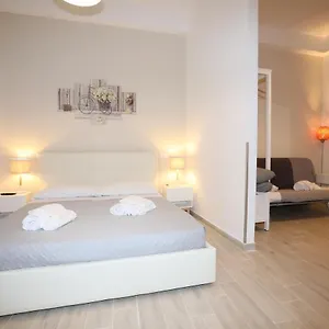 unique-luxury-apartment-and-rooms-rome.it-romehotels.com/