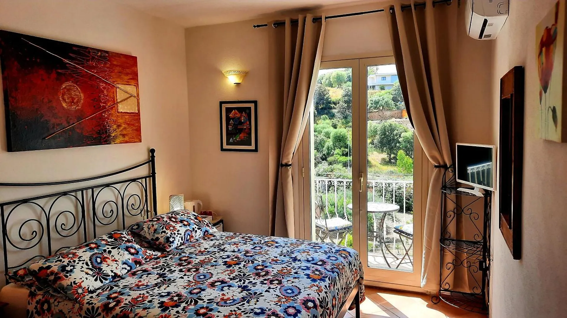 Bed & Breakfast Villa Agnese Badesi